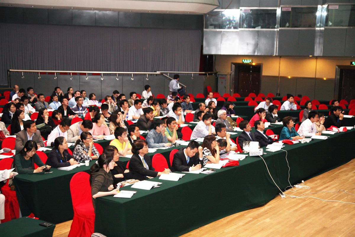 国际药物化学大会 现场照片 11 会议代表合影